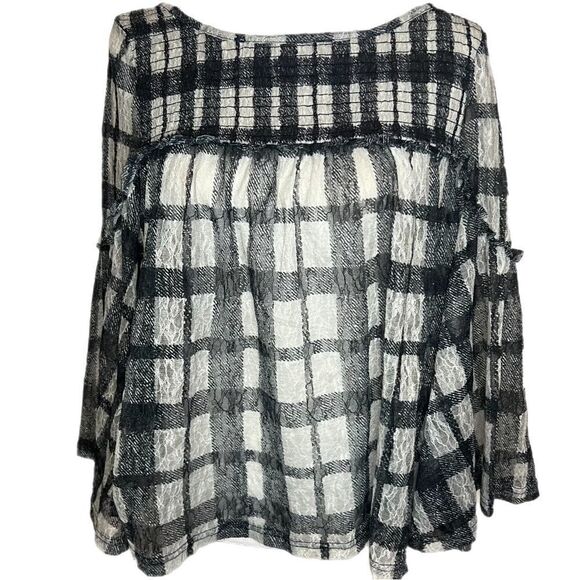 Anthropologie Akemi + Kin Blouse. Black and White Lace. Sz M. Great Condition! - Picture 1 of 13